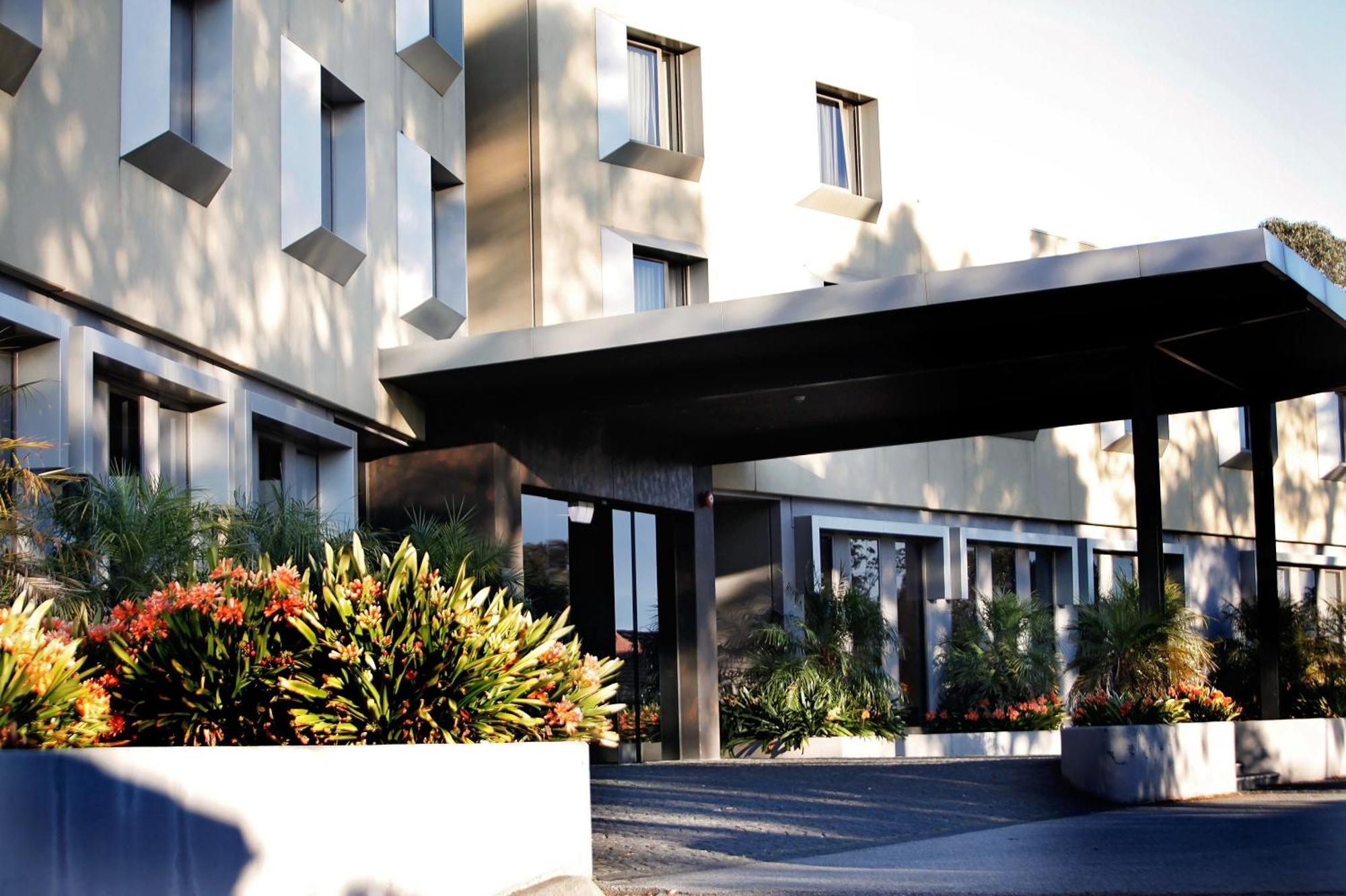 Golden Pebble Hotel Wantirna Exterior foto